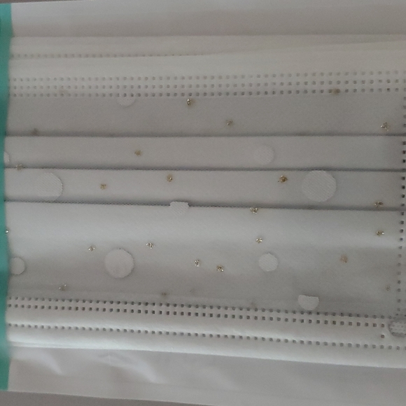 New 30-Pack Disposable 4-Layer Face Masks | Protection & Comfort - Picture 2 of 2